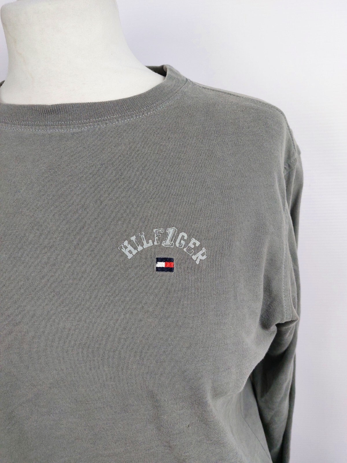 EK4444 Mädchen Langarmshirt von Tommy Hilfiger, grau, Gr. 1521