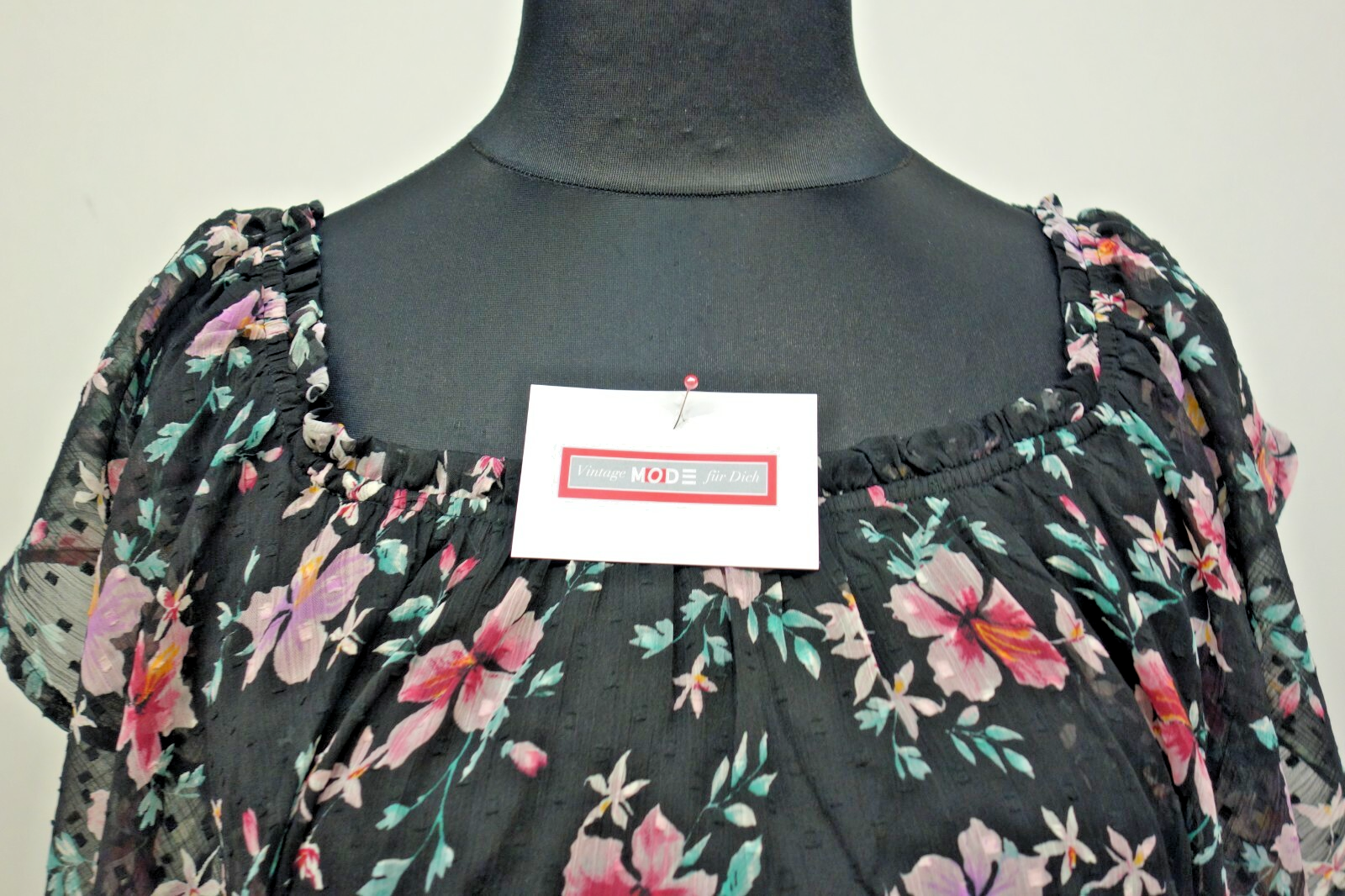 Tolles Bluse von Tally Weijl geblühmt schwarz Gr xs E10371