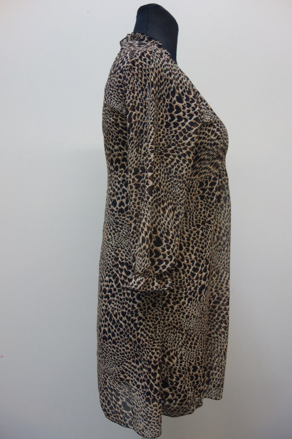 EK2391 Damen Kleid von Hailys Größe M braun, beige, schwarz gemustert1