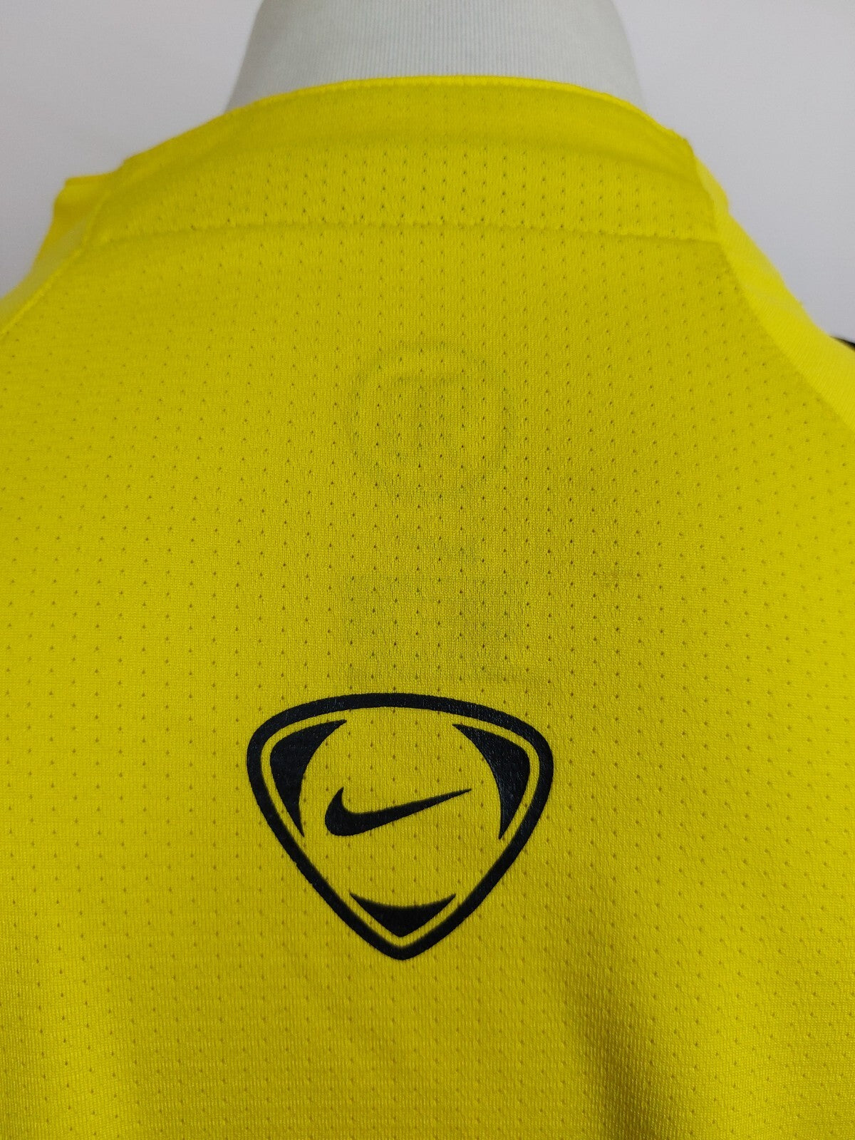 EK3000 Herren Sport Shirt von Nike, schwarz/gelb, Gr. M6