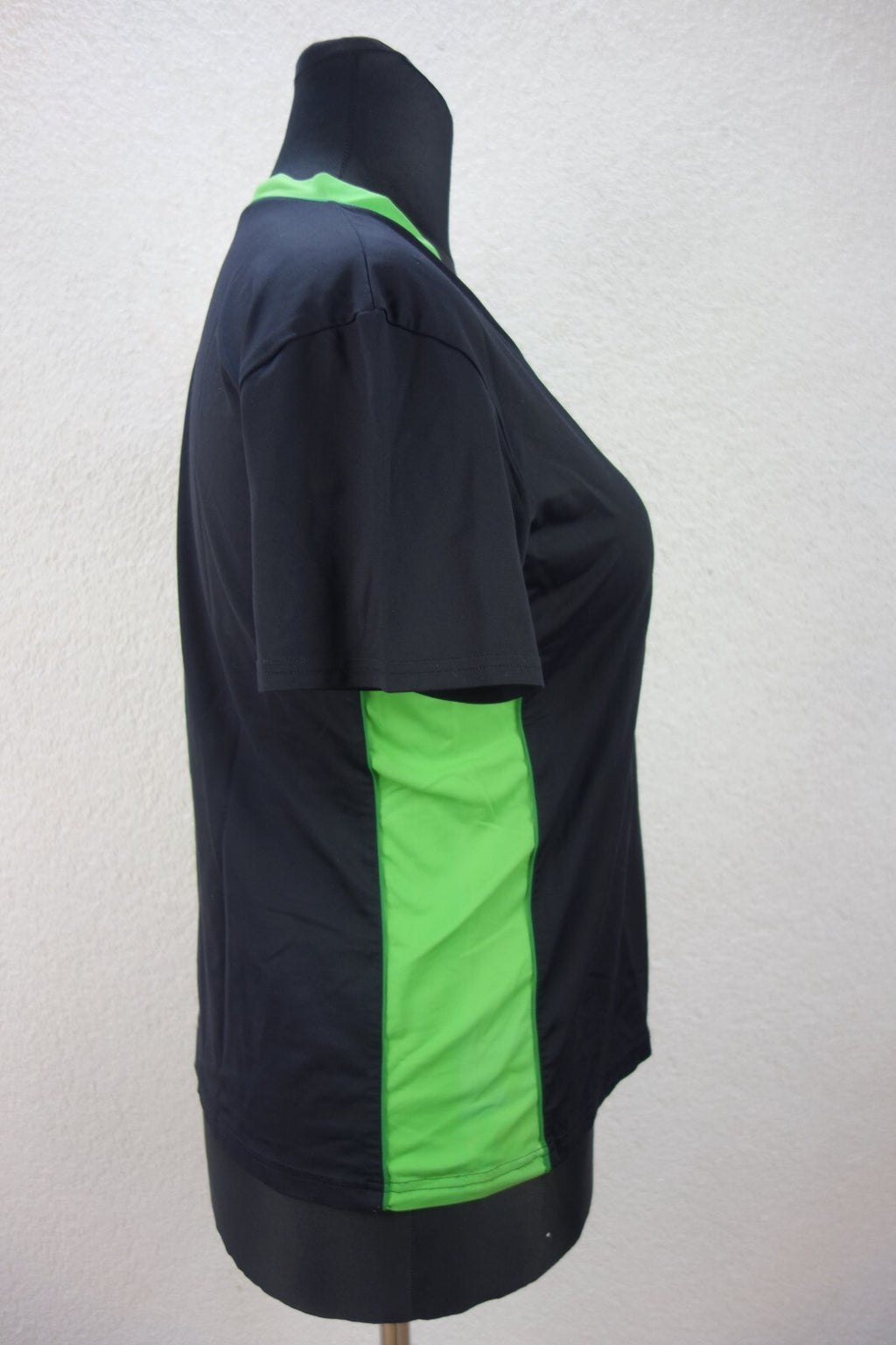 EK2742 Damen Sport T-Shirt von Röhnisch, schwarz/grün, Gr. M+2