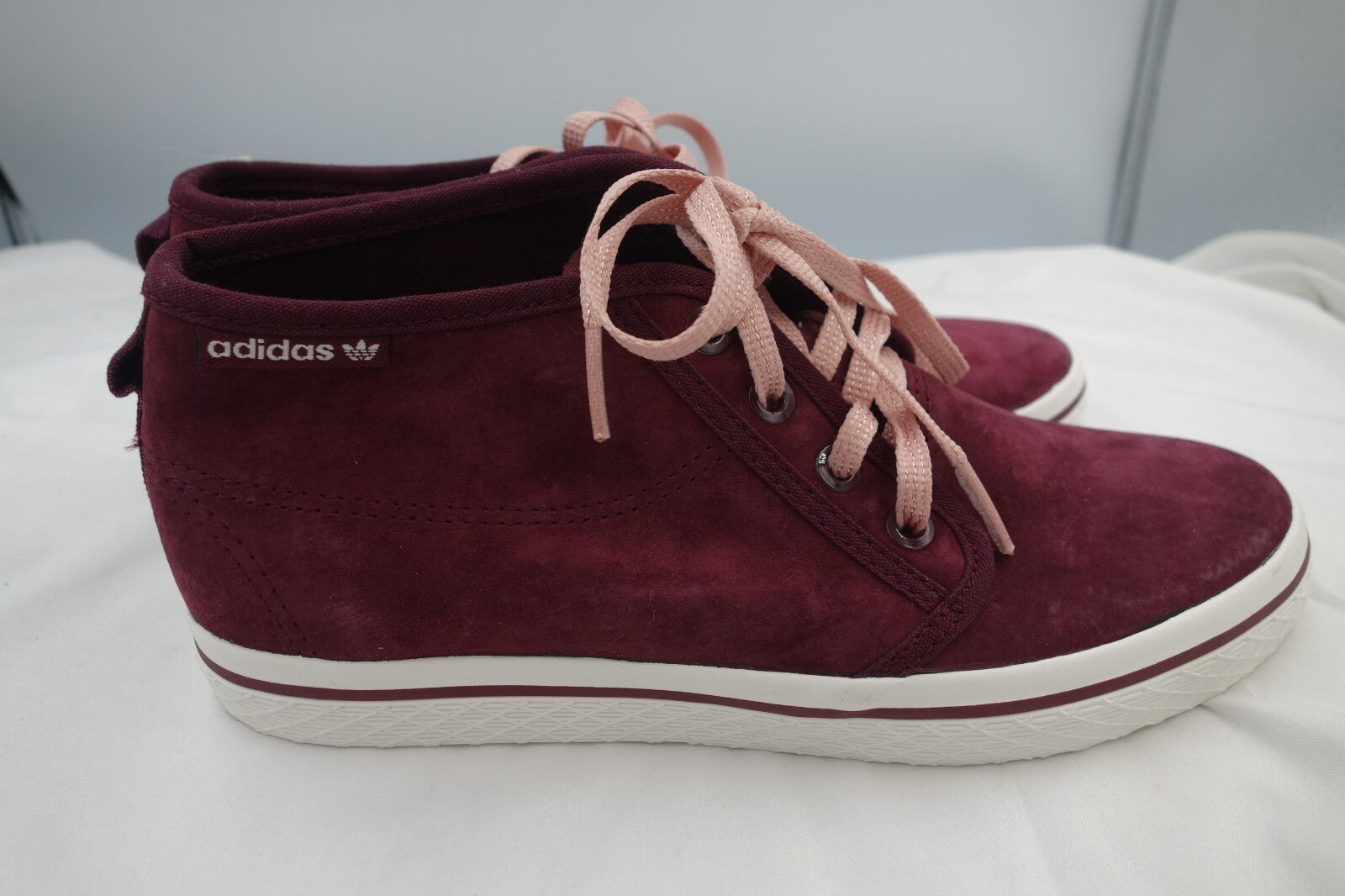 ES0249 Mädchen Sneaker von adidas, lila, Gr. UK43