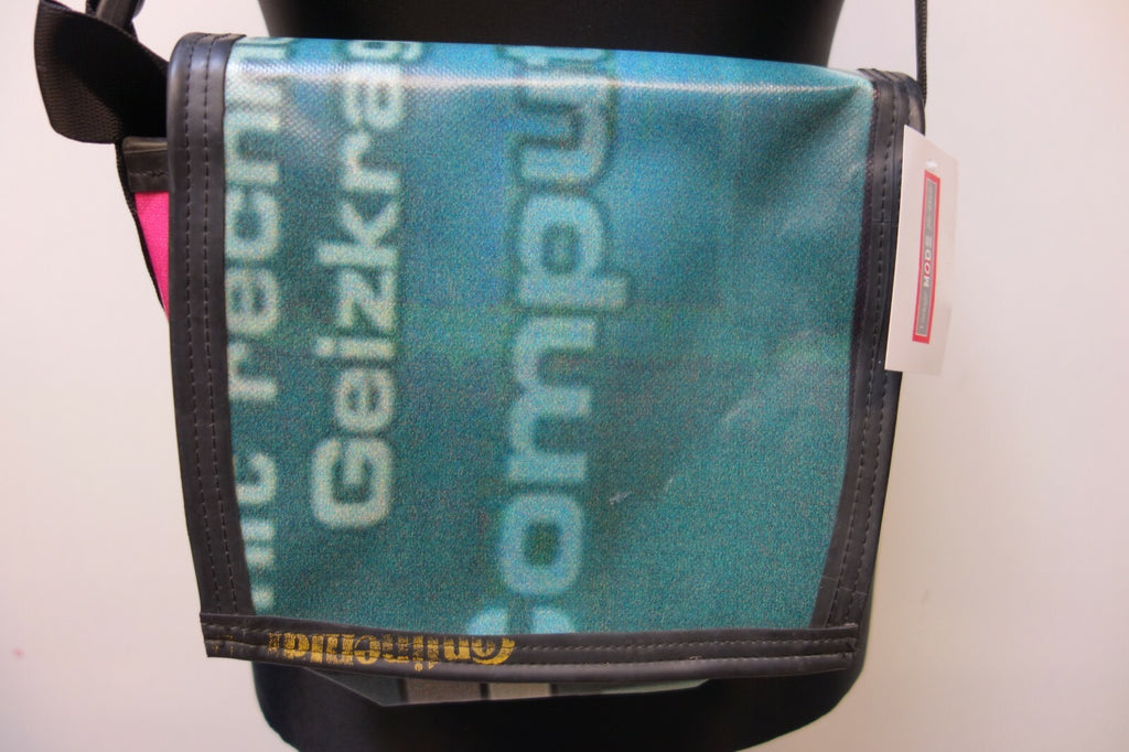 EK1690 Umhängetasche von crabbag1