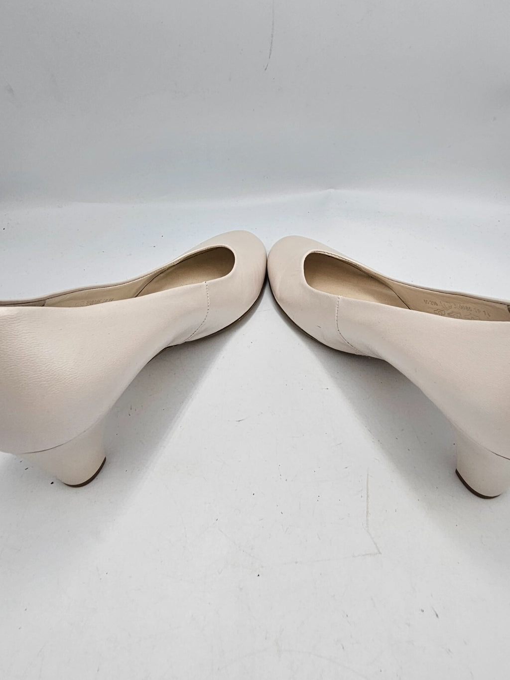 ES0126 Damen Pumps von Gabor, weiß, Gr. 6,54