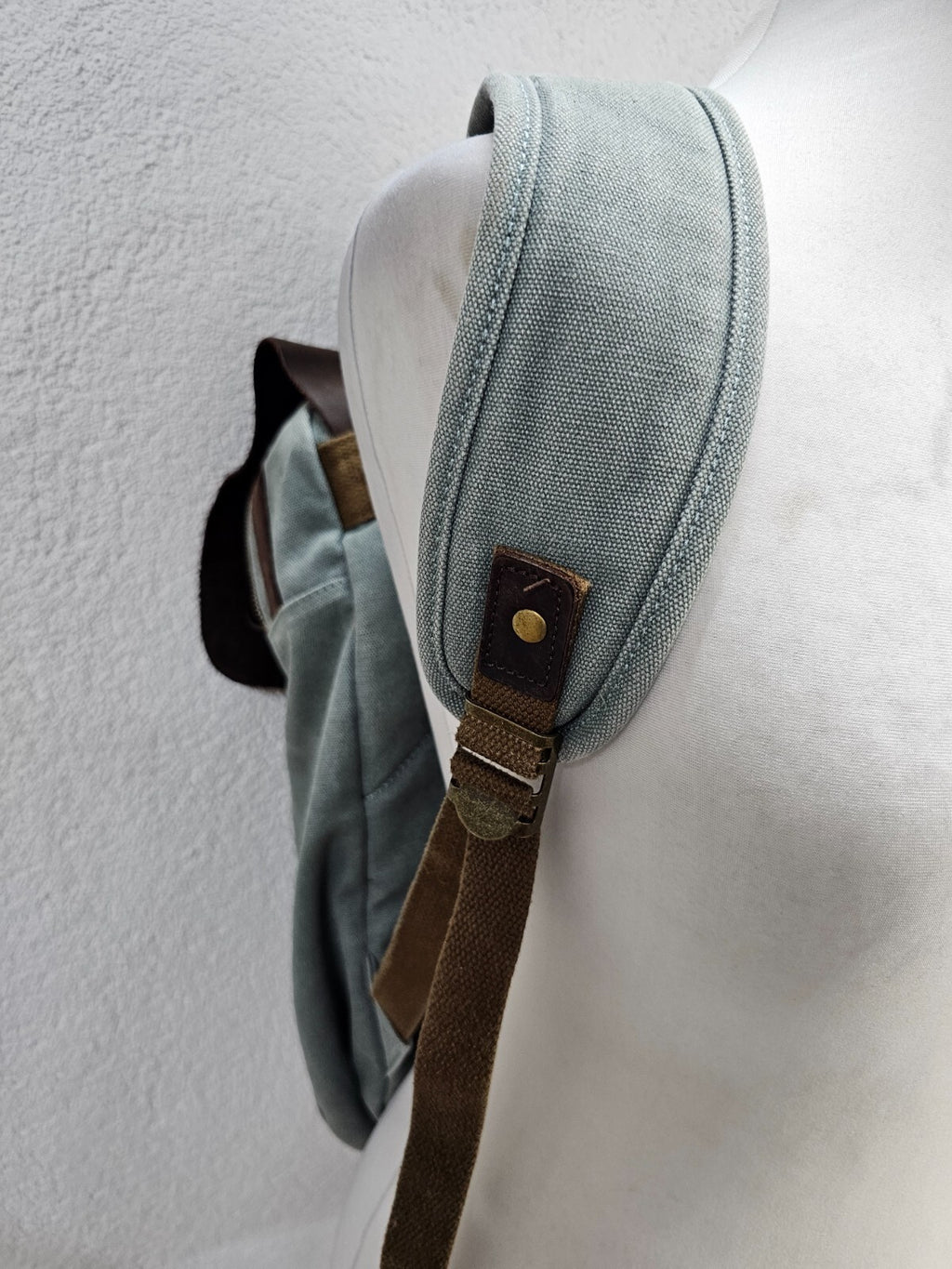 EK5860 Rucksack von S-Zone, braun/graublau9
