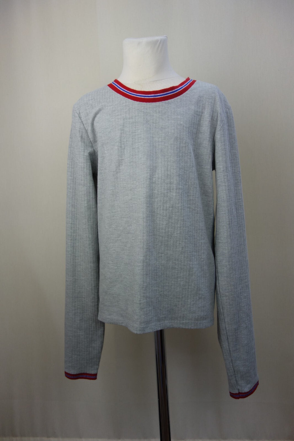 EK2993 Damen Shirt von FB Sister, grau mit rotem Rand, Gr.S0