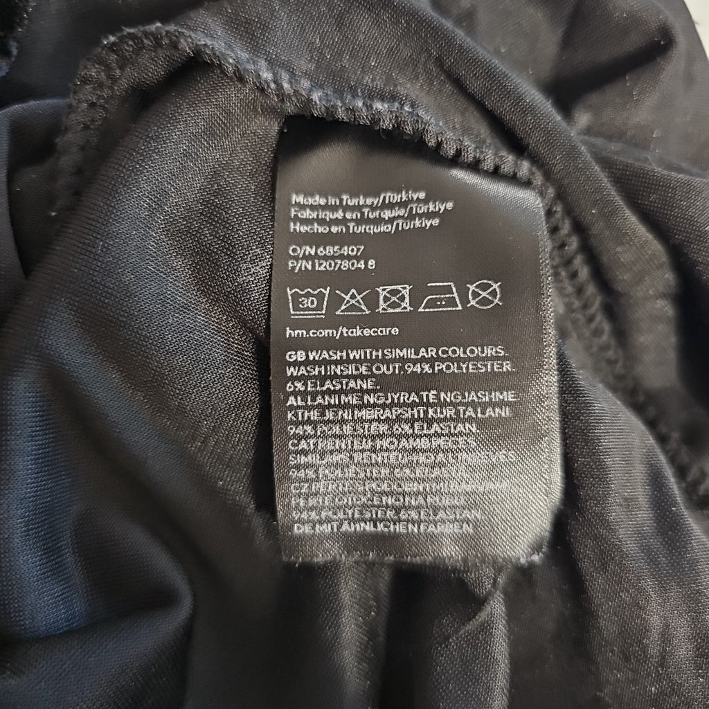 EK7747 Mädchen Pullover von H&M, schwarz, Gr.122/1283