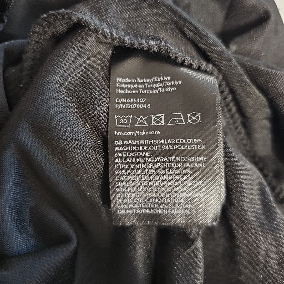 EK7747 Mädchen Pullover von H&M, schwarz, Gr.122/1283
