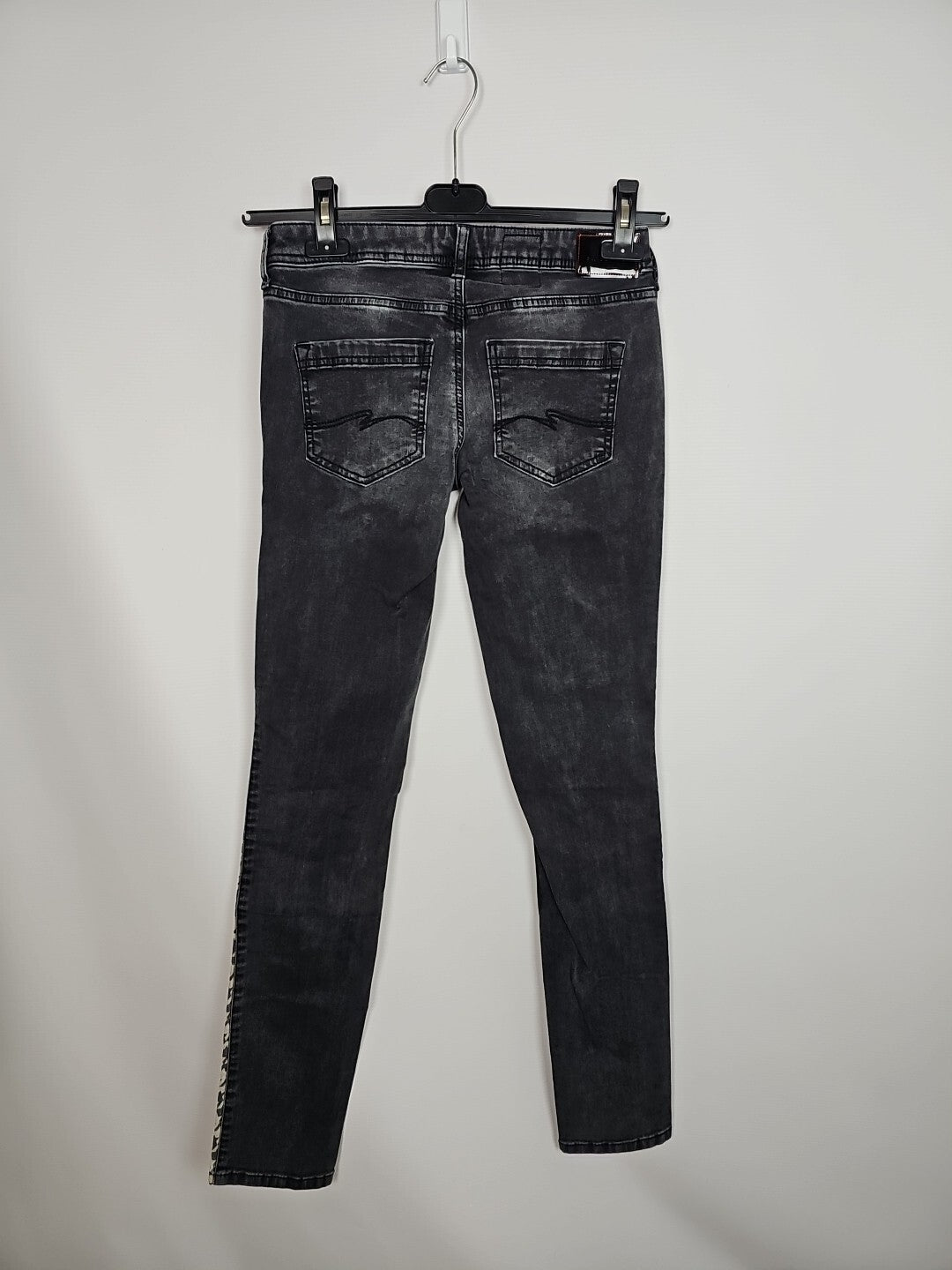 EK2708 Damen Jeans Von Lovely Denim, Schwarz, Gr. 242