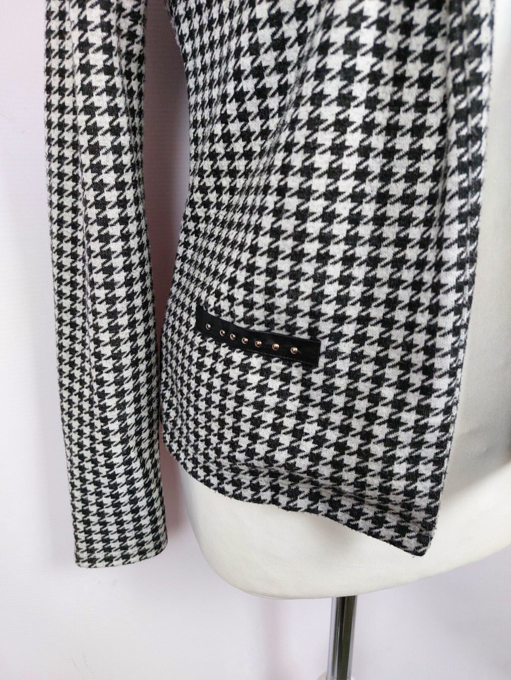 EK4408 Damen Jäckchen von Maison Scotch, schwarz/weiß, Gr. 12