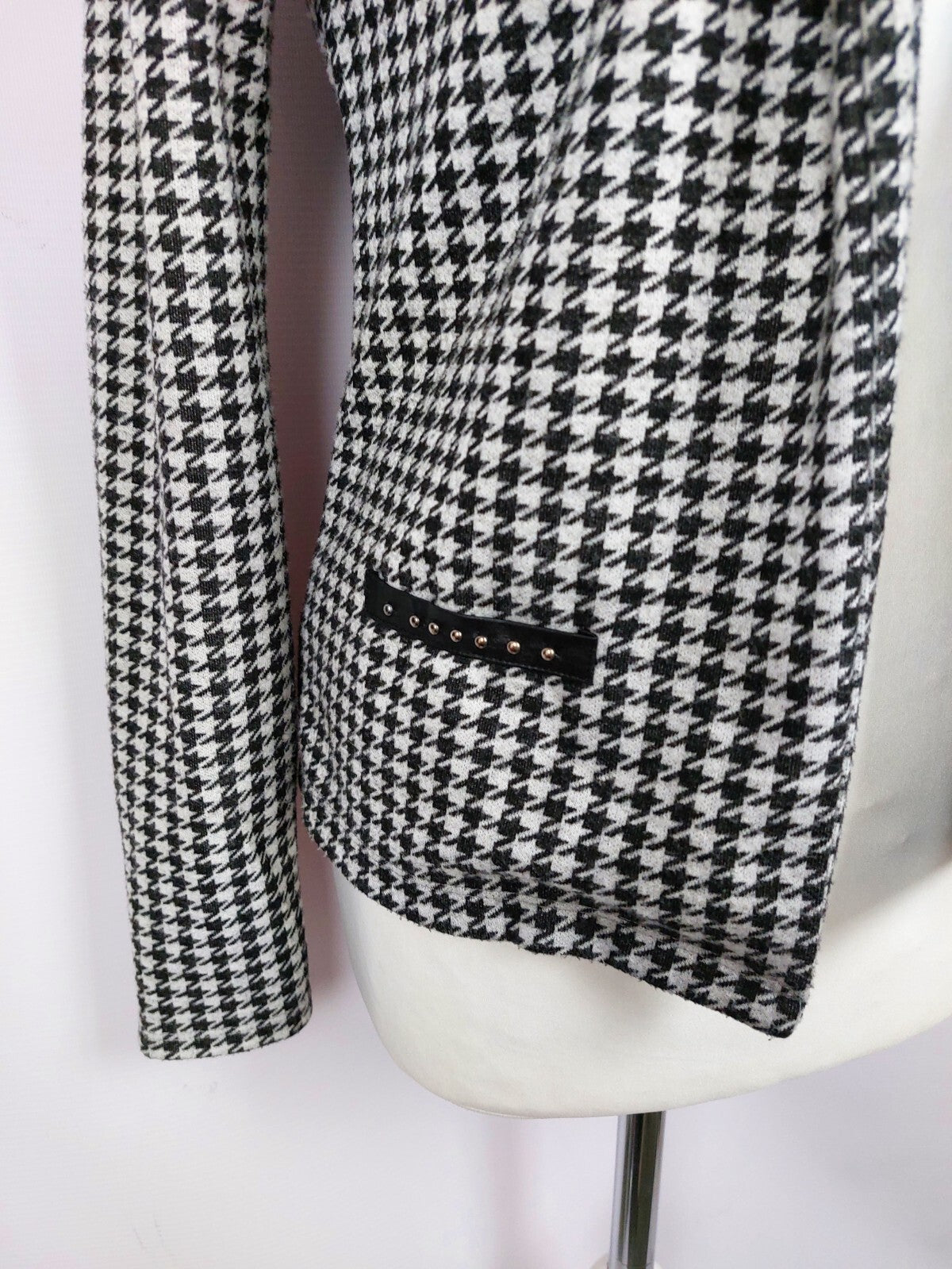 EK4408 Damen Jäckchen von Maison Scotch, schwarz/weiß, Gr. 12
