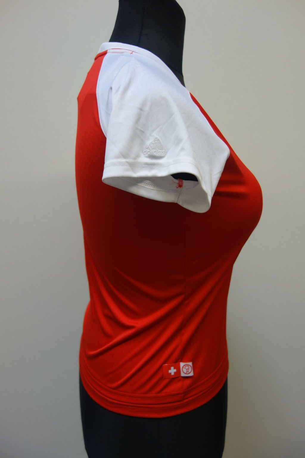 EK1659 Fußballtrikot von Adidas, Gr. 42, rot3