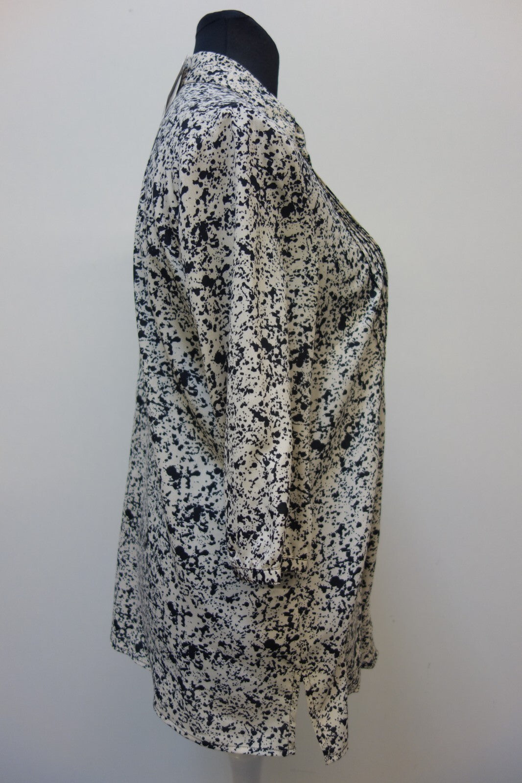 EK3481 Damen Bluse von Signora M, Gr. 46 gefleckt3