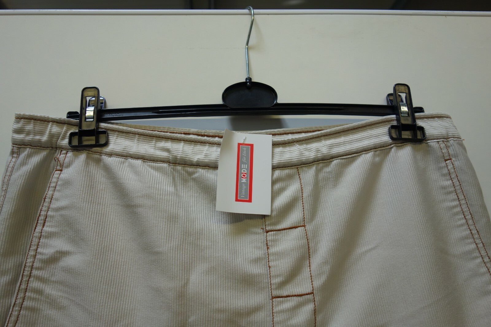 EK0952 Herren Shorts von Puma, beige, Gr M1