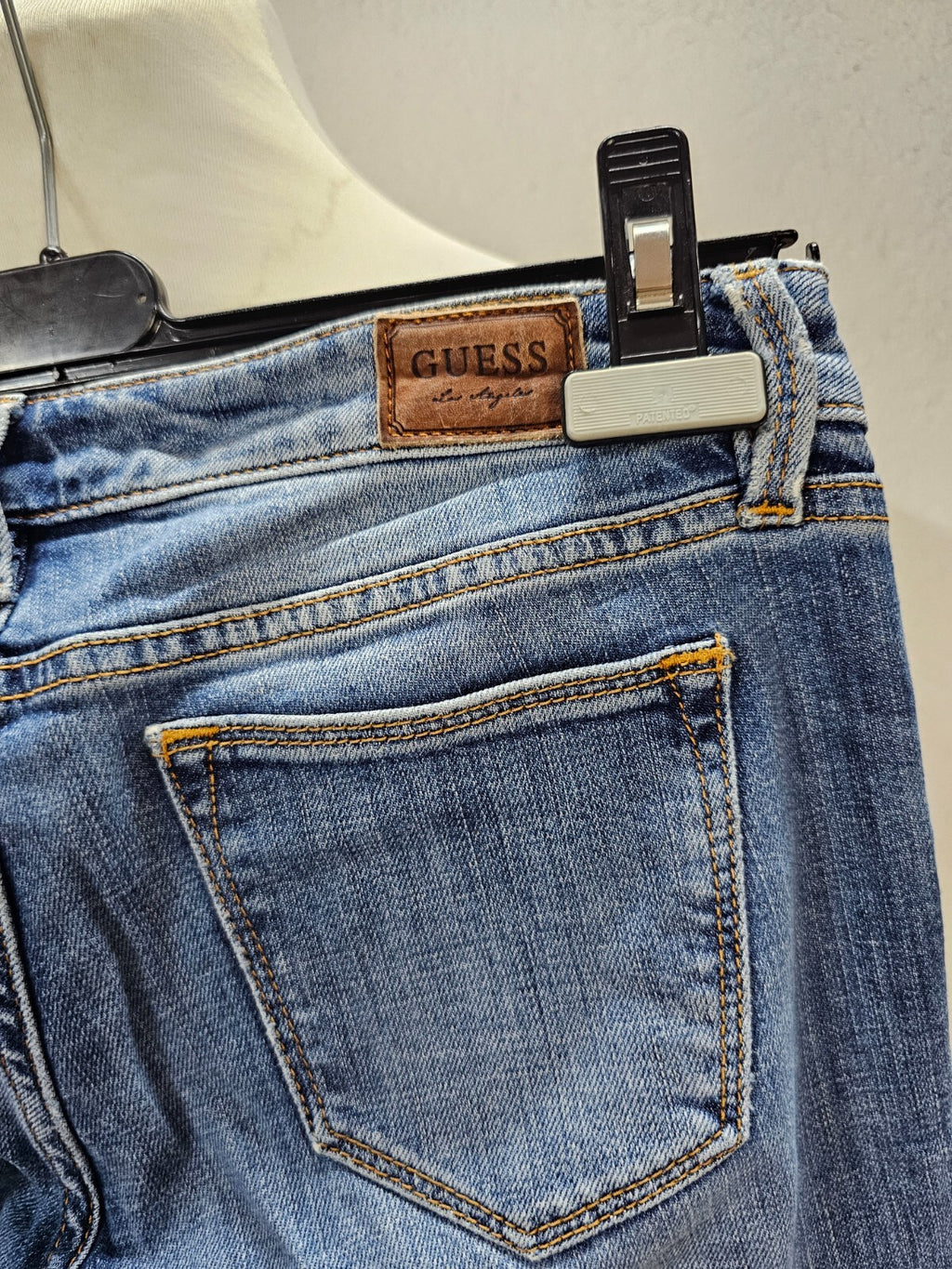 EK6185 Damen Jeans von Guess, blau, Gr. W2611