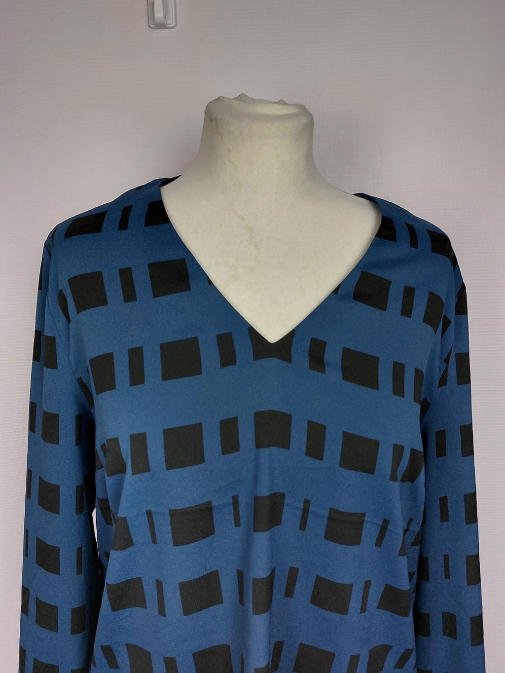 EK2894 Damen Bluse von DKNY, blau/schwarz, Gr. M1