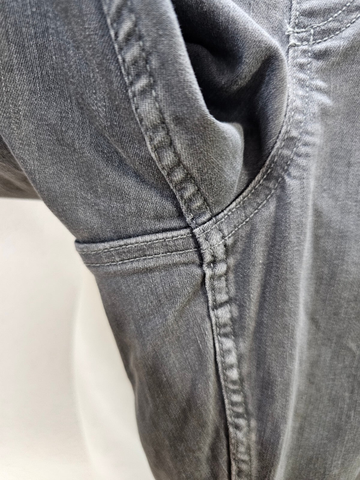 EK0903 Damen Jeans von Tchibo, grau, Gr.503