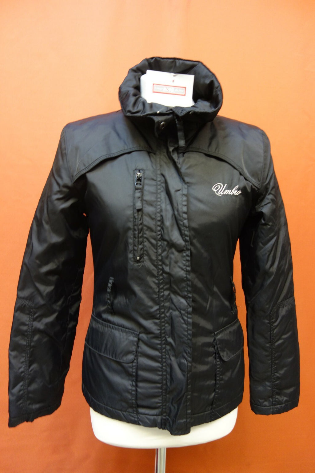 EK0268 Damen Jacke von Umbro, schwarz, 320