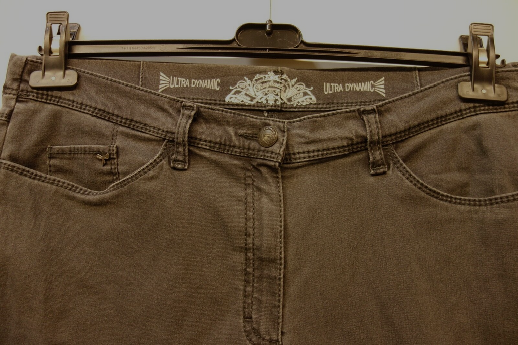 EK1968 Damen Jeans von Brax, grau, Gr. XL1