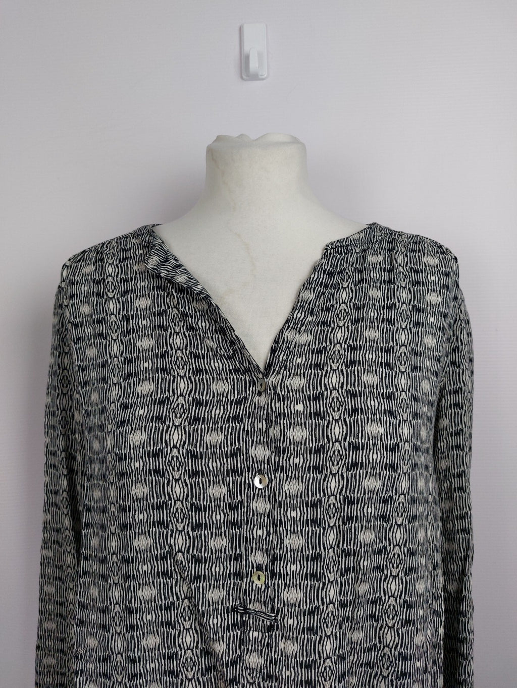 EK4605 Damen Bluse von s.Oliver, schwarz/weiß, Gr. 361