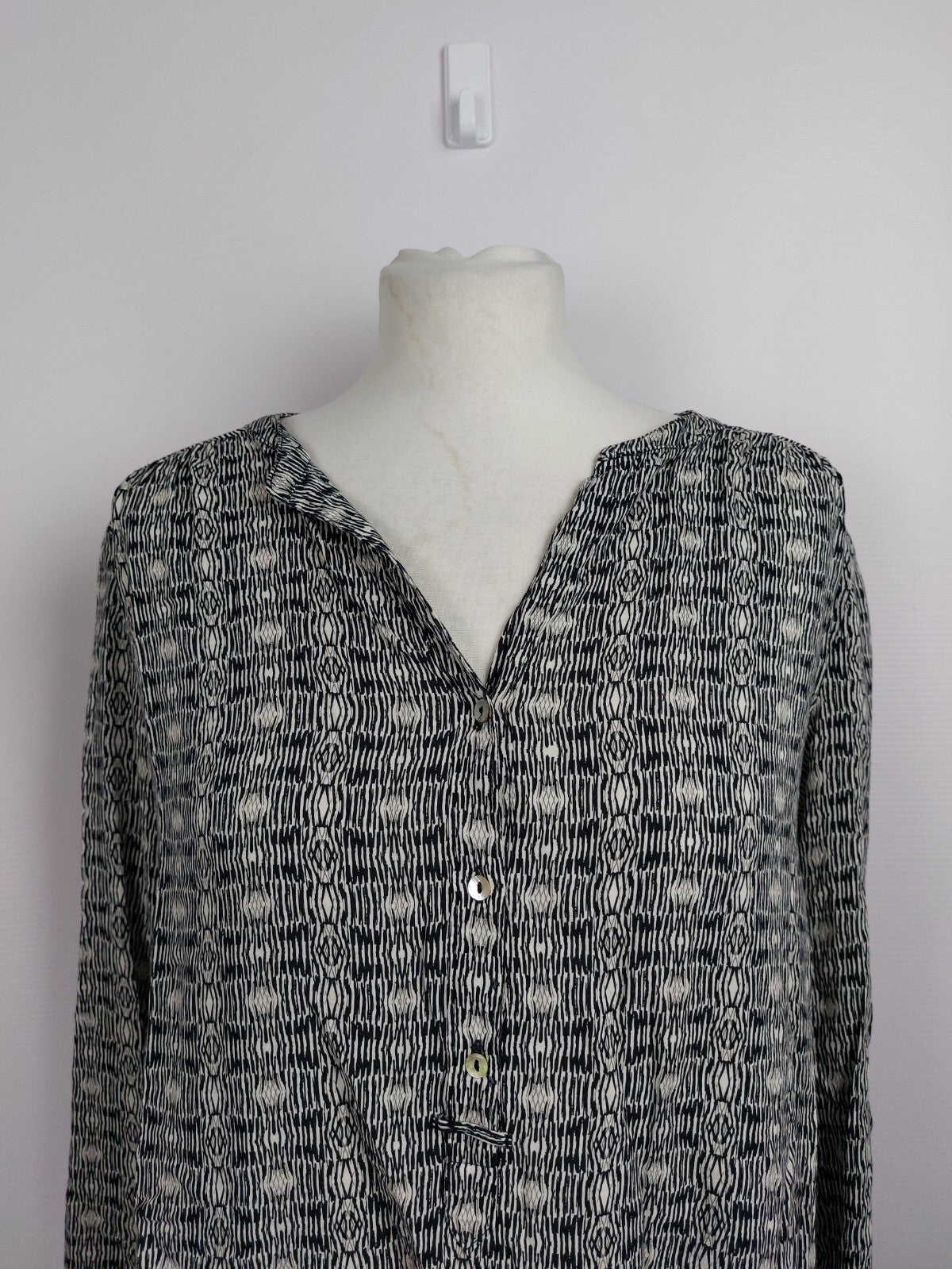 EK4605 Damen Bluse von s.Oliver, schwarz/weiß, Gr. 361