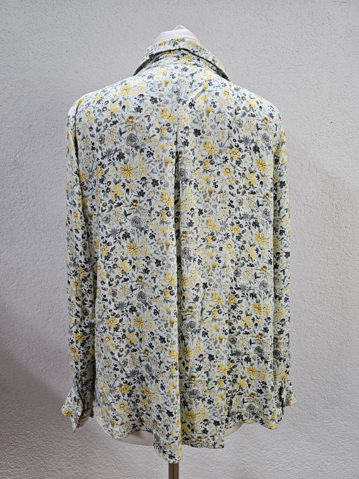 EK5778 Damen Bluse von Laura Torelli, geblümt, Gr. M4