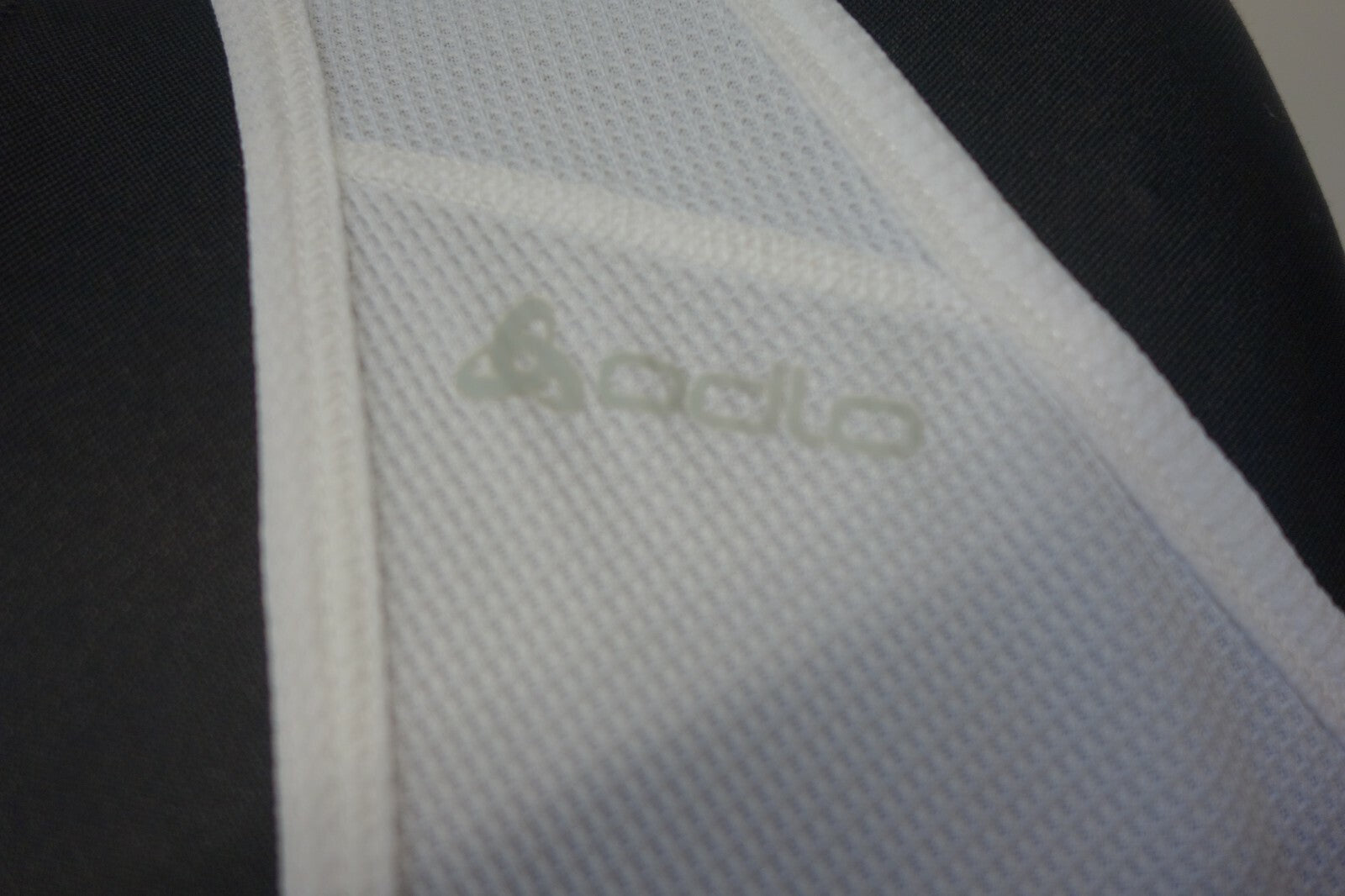 EK1398 Damen Sporttop von odlo, weiß, M2