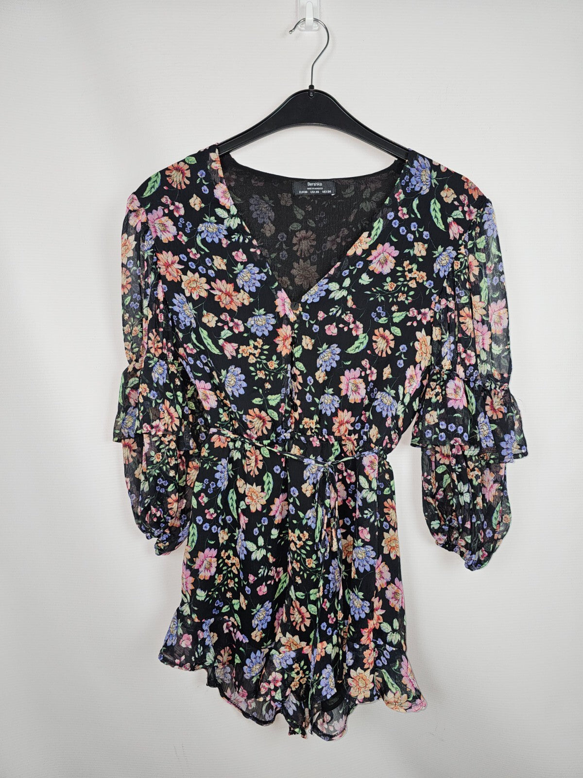 EK6383 Damen Jumpsuit von Bershka, Schwarz Mehrfarbig, Gr.:XS0