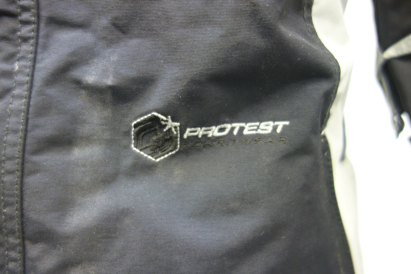 EK0458 Damen Jacke von Protest, Gr. M2
