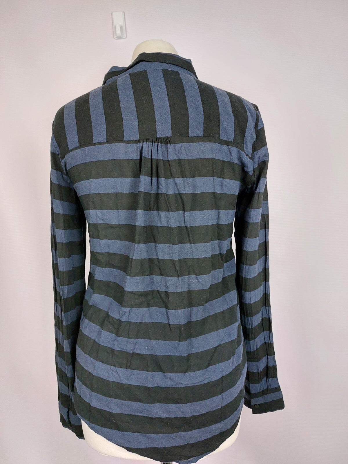 EK4391 Damen Bluse von Second Female, dunkelblau-schwarz, Gr.S6