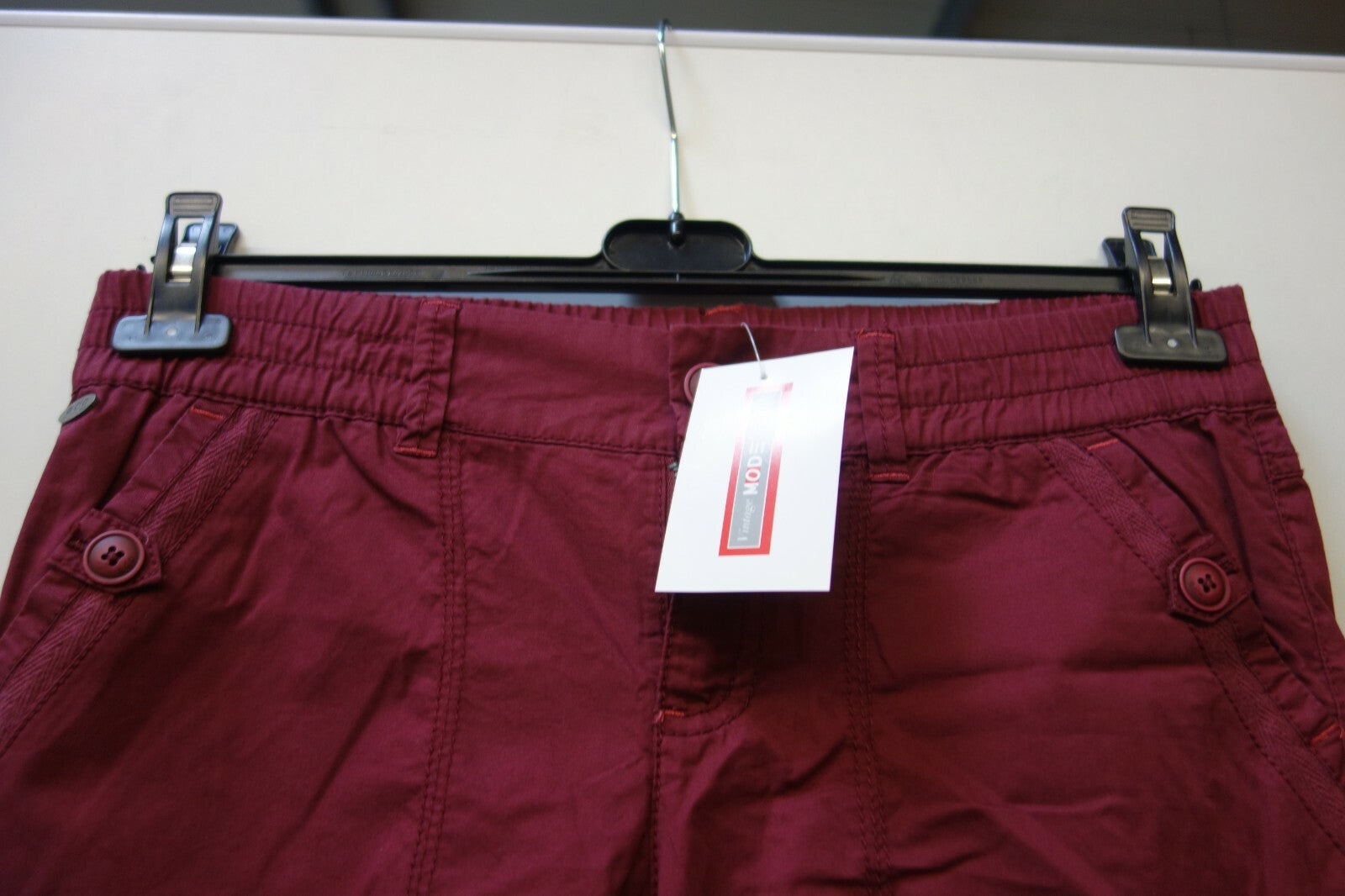 Tolle  Damen Stoffhose von EDC bordaux Gr 36 EK 04371