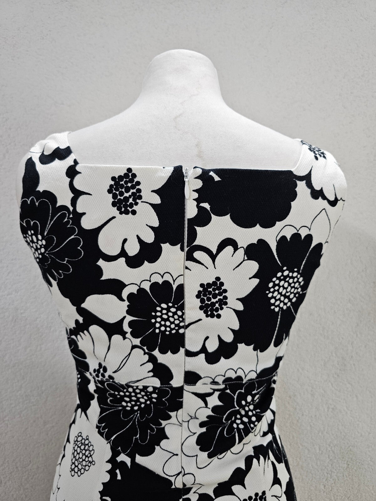 EK6319 Damenkleid von Barisal, weiß-schwarz, Gr.364