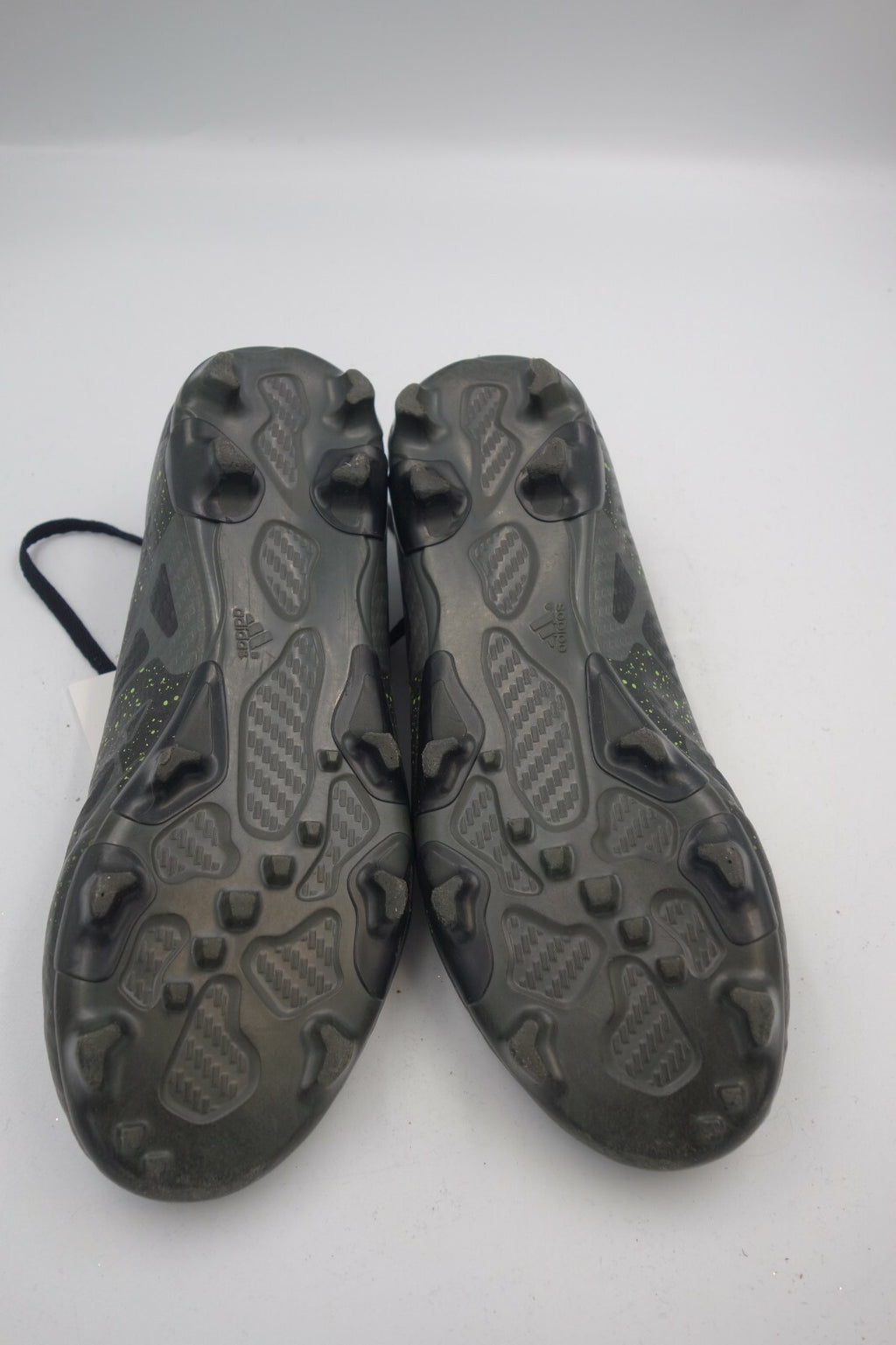 ES0514 Jungen Fußballschuhe von adidas, schwarz, 343