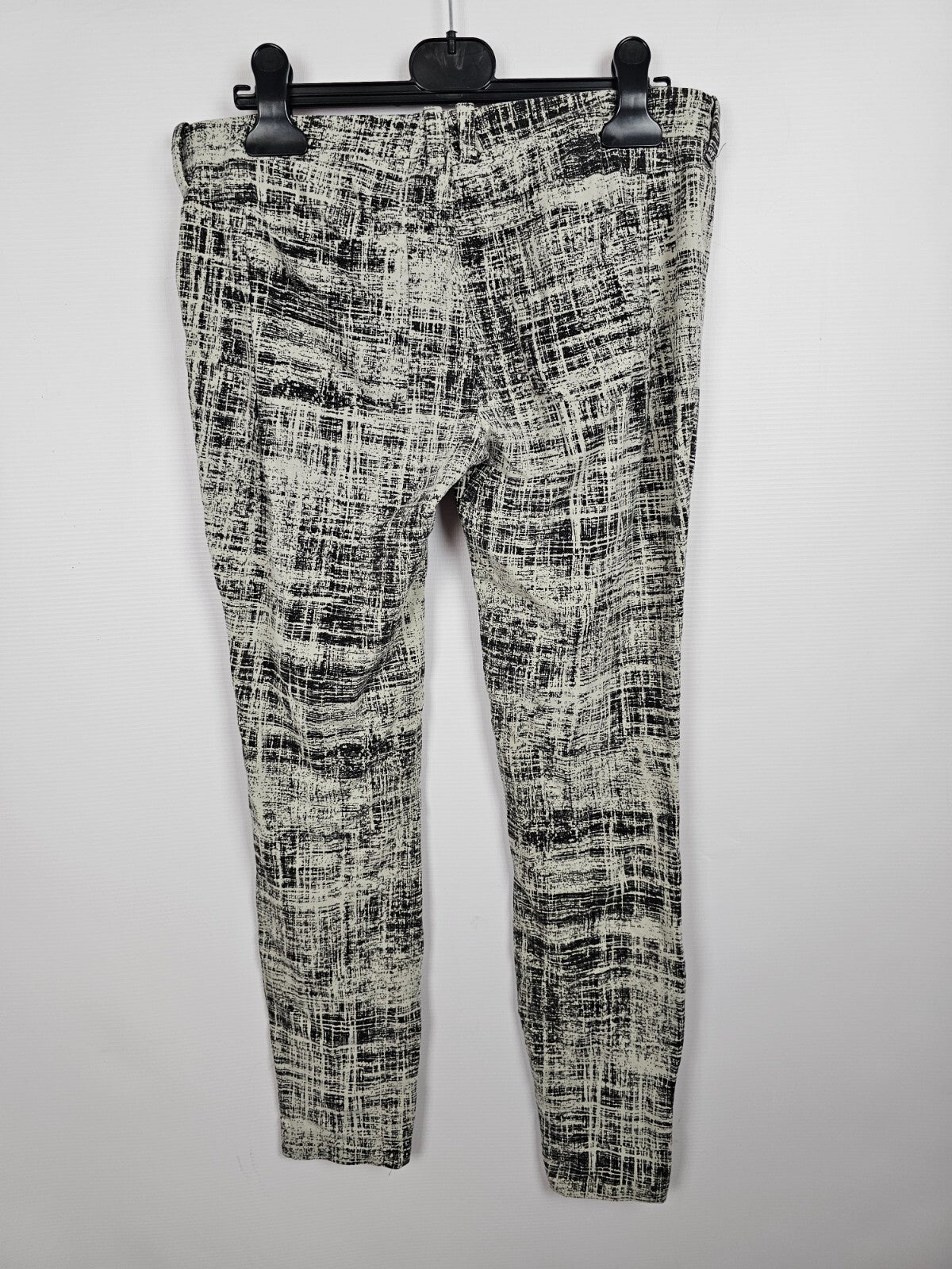 EK5474 Damen Stoffhose von Drykorn, grau/schwarz, Gr. 346