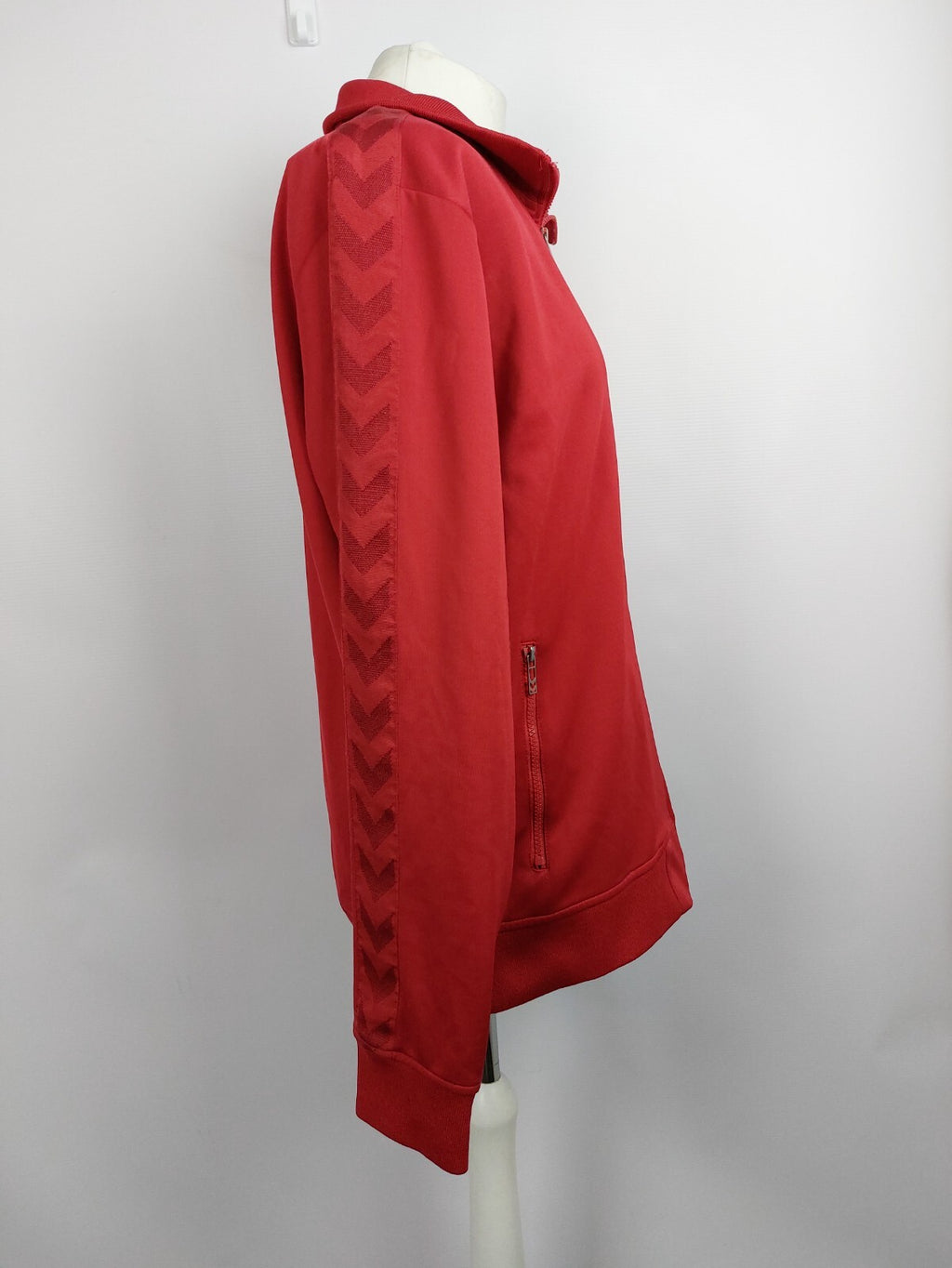 EK4555 Rote Sportjacke für Damen von Hummel, Gr. XL5