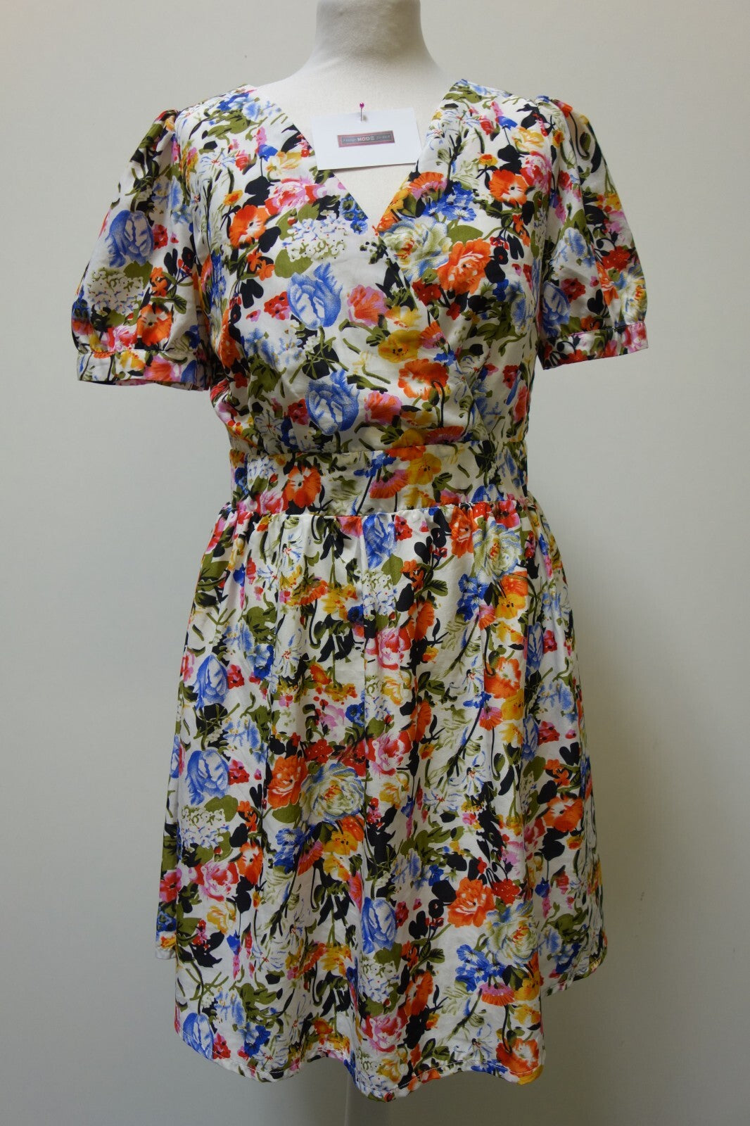 EK1319 Damen Kleid von The Style, geblümt, Gr. L0