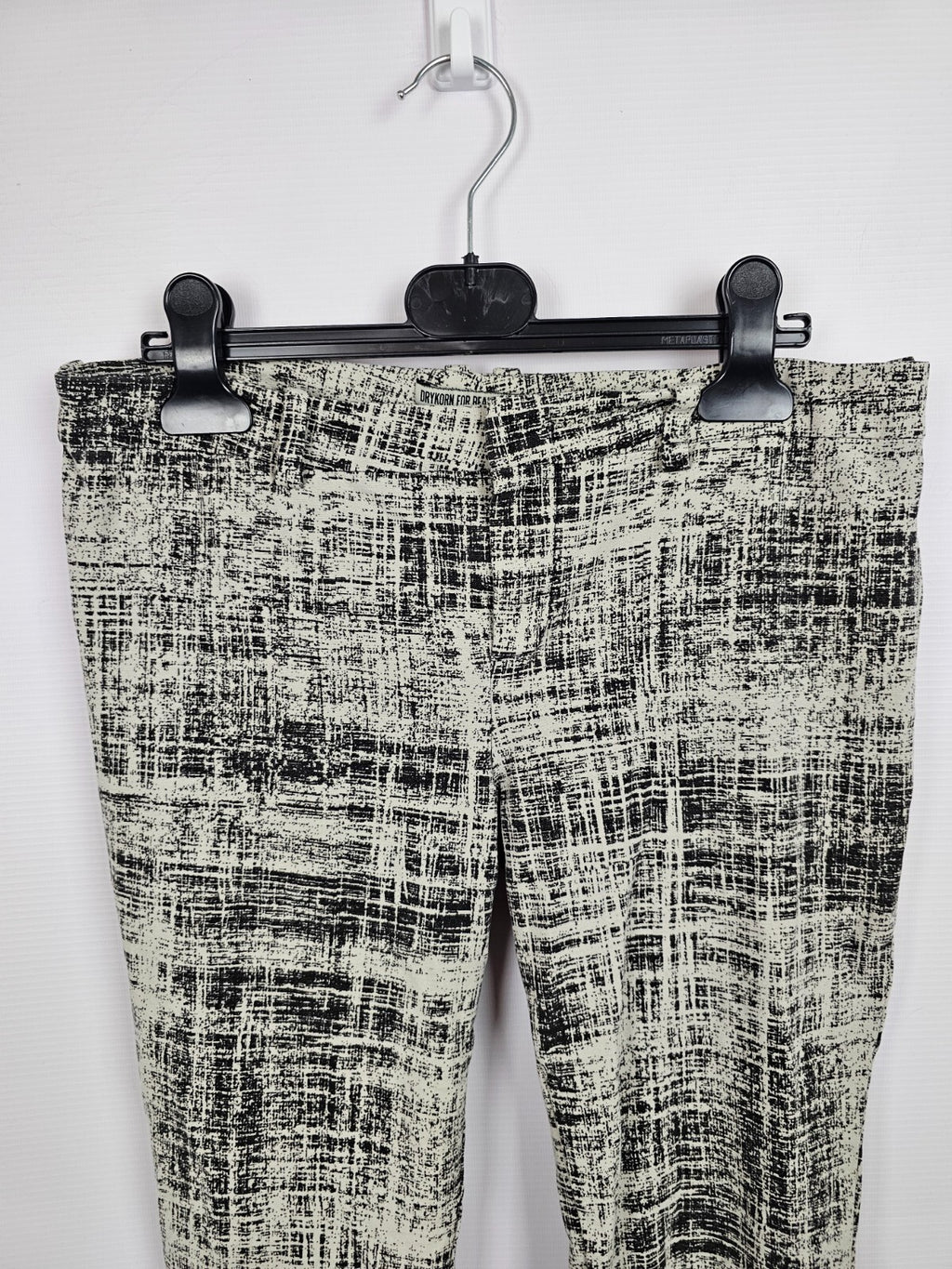 EK5474 Damen Stoffhose von Drykorn, grau/schwarz, Gr. 341