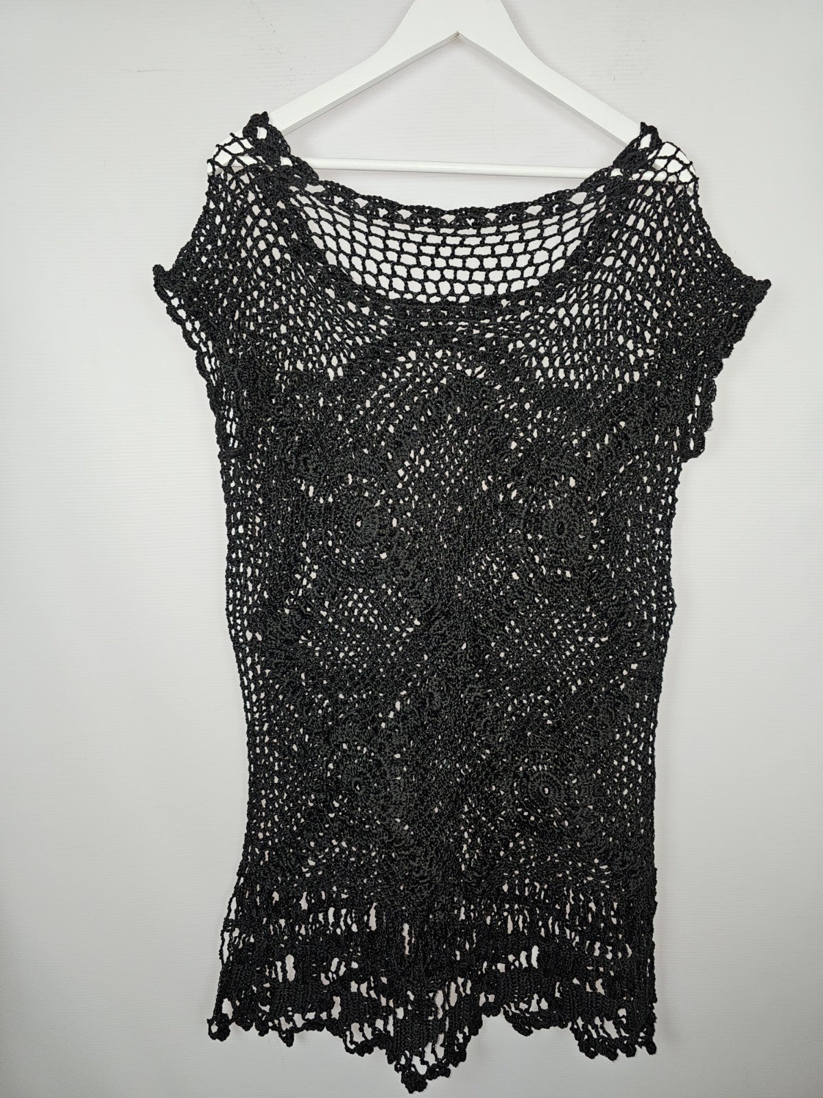 EK9412 Damen T-Shirt, schwarz. Lochmuster, Gr.L(Größentabelle)1