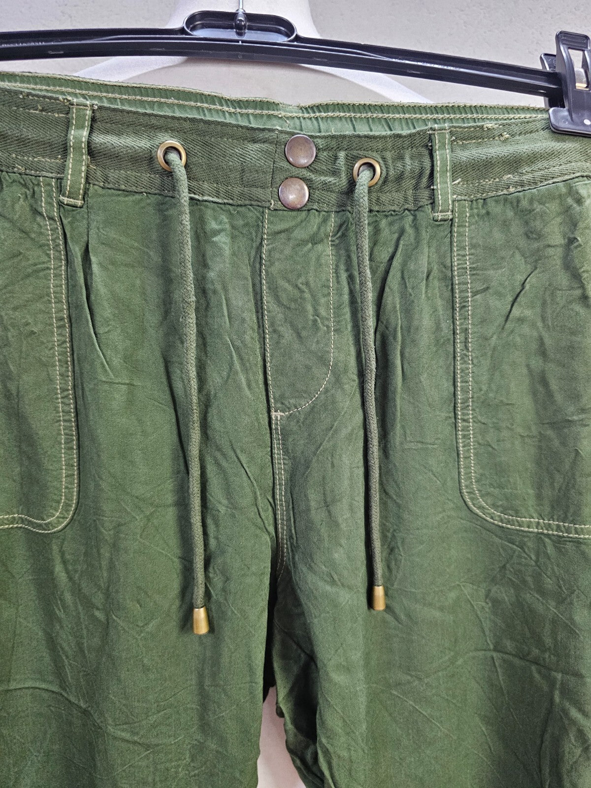 EK5795 Herren Shorts von Clockhouse, grün, Gr.481