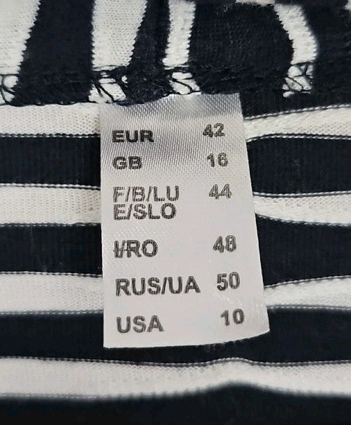 EK9337 Damen Jacke Gr.42 Schwarz Gestreift1