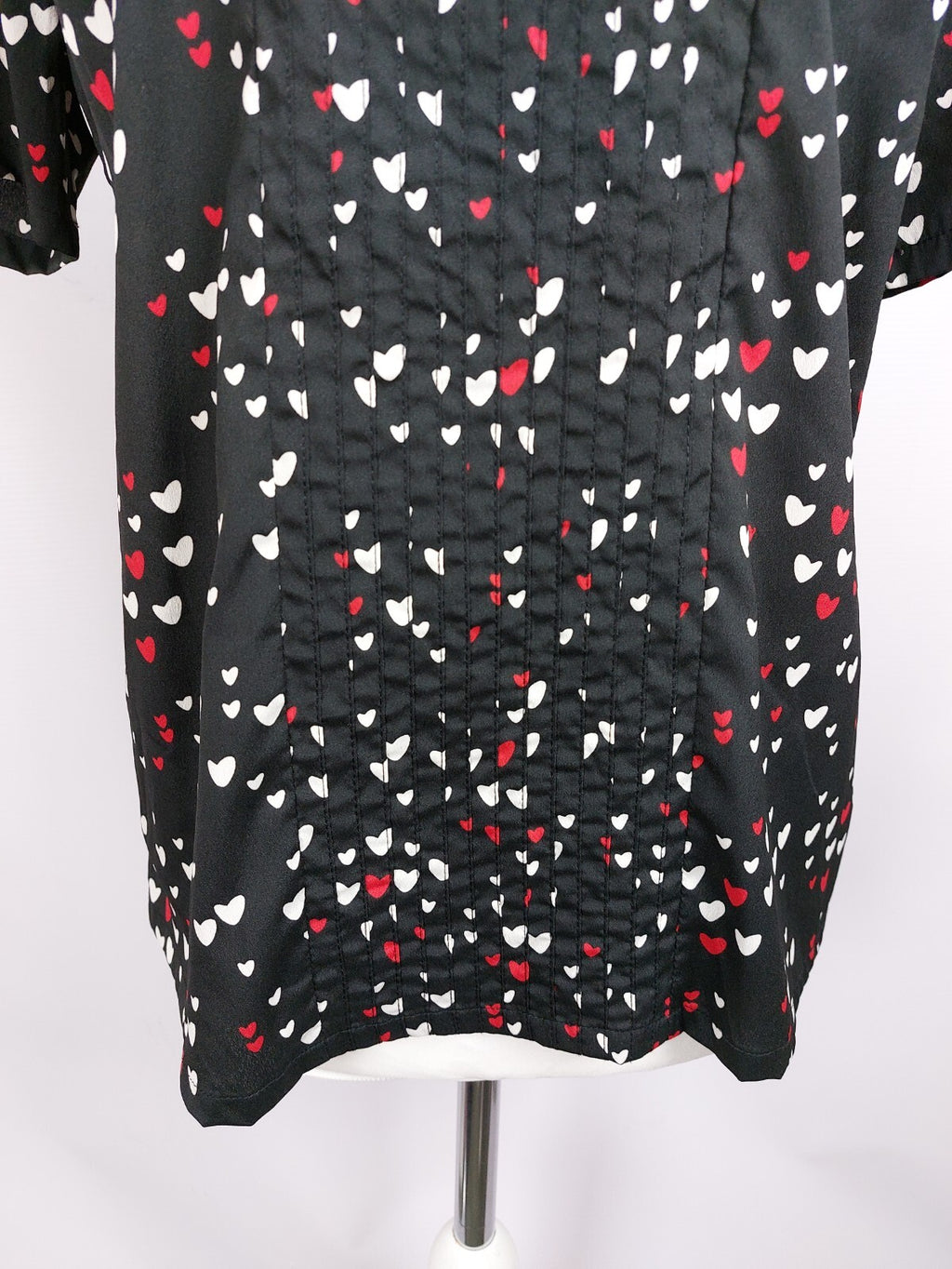 EK4640 Damen Bluse von Laura Kent, schwarz mit Herzchen, Gr. 382