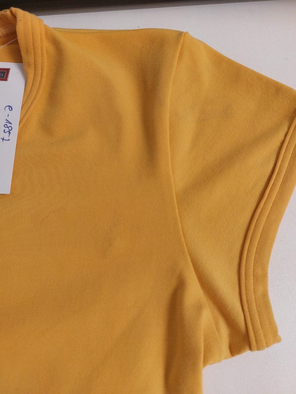 EK1857 Damen T-Shirt von Asics, gelb, Gr. L7