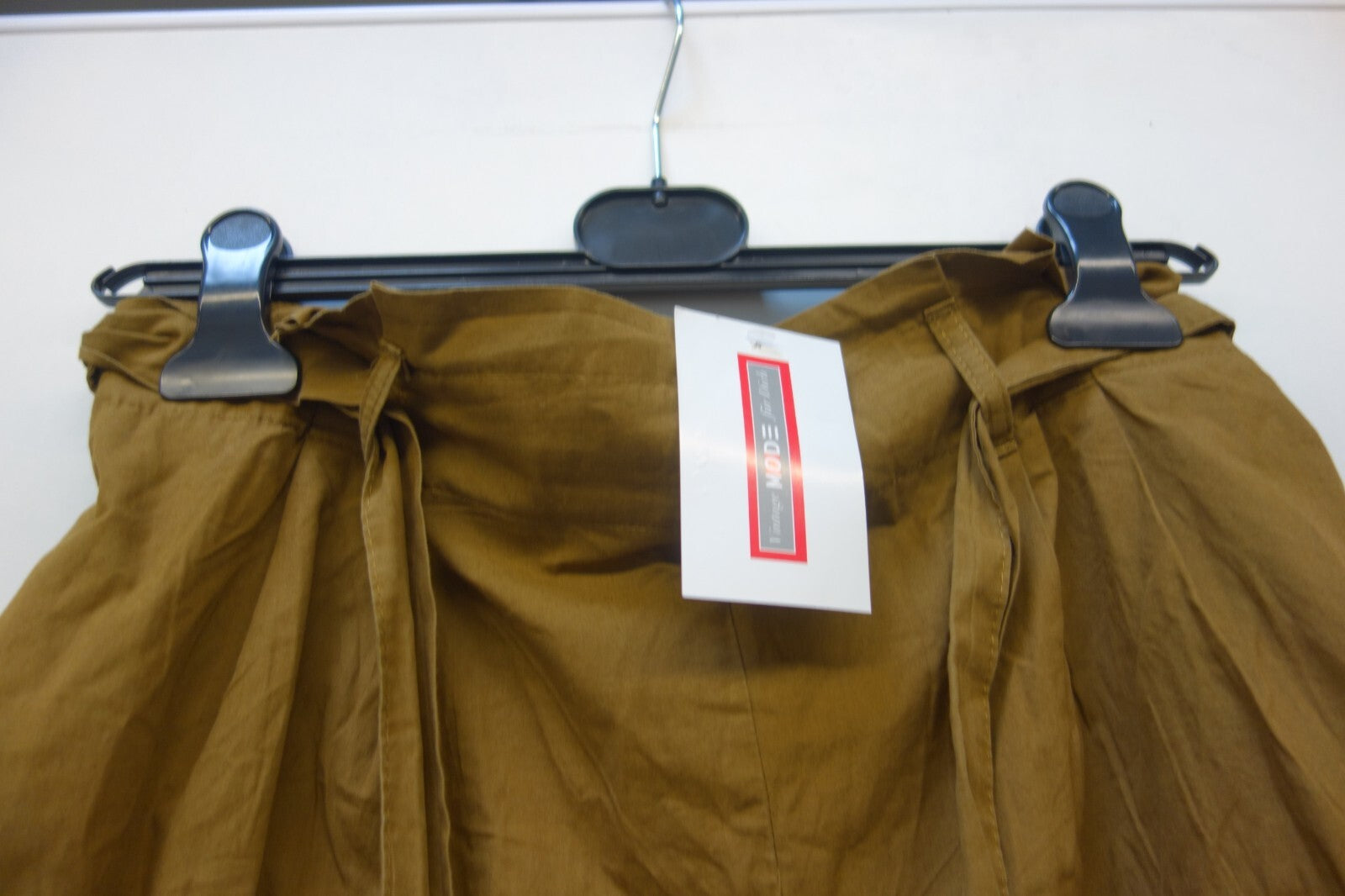 EK2187 Damen Shorts von Zara, grün, Gr. S1