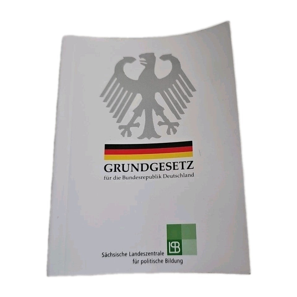 EB3884 Grundgesetz für die Bundesrepublik Deutschland, Kleinformat 9x12cm0