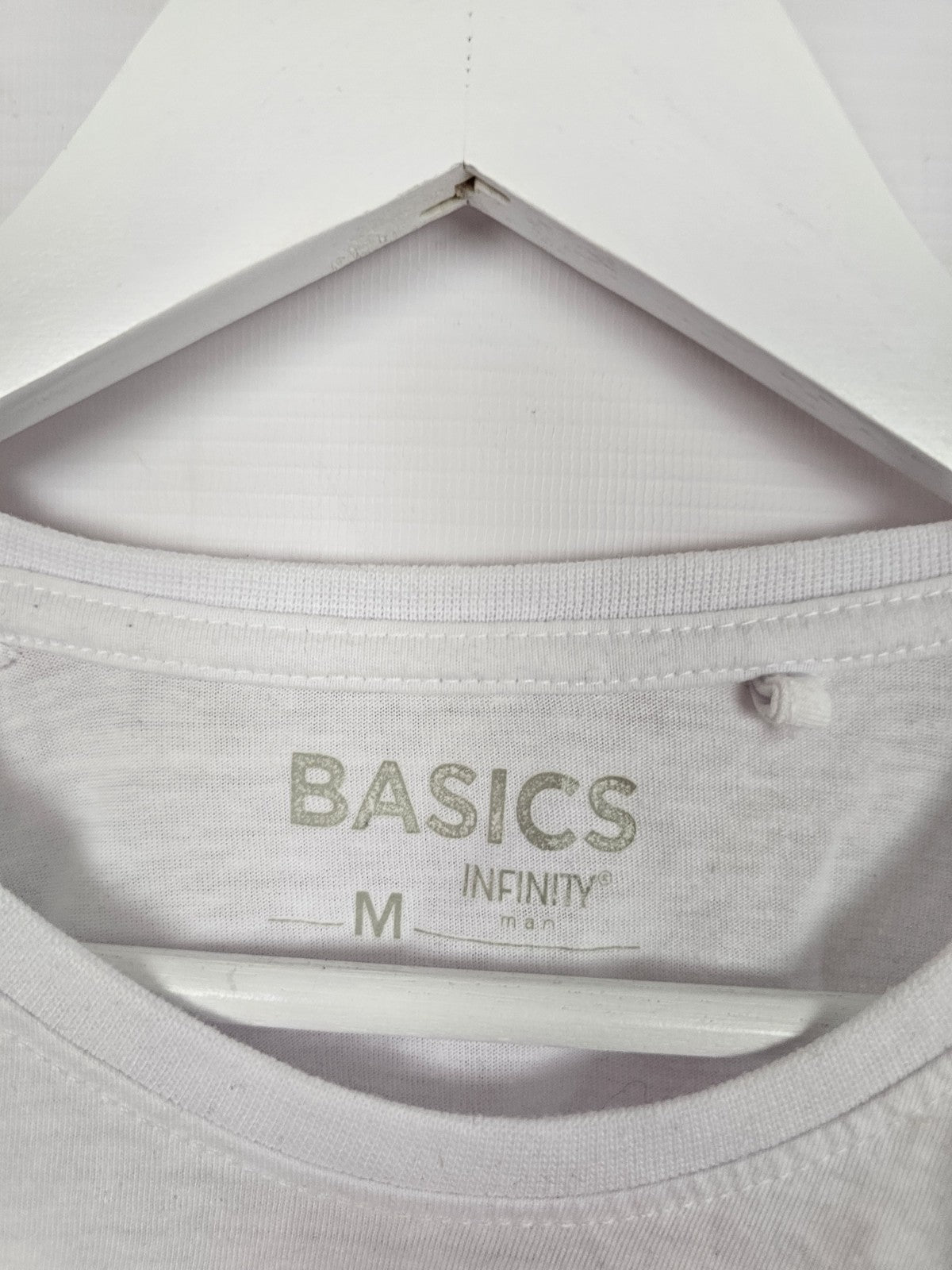 EK8338 Herren Sweatshirt von Basics, Weiß, Gr. M2