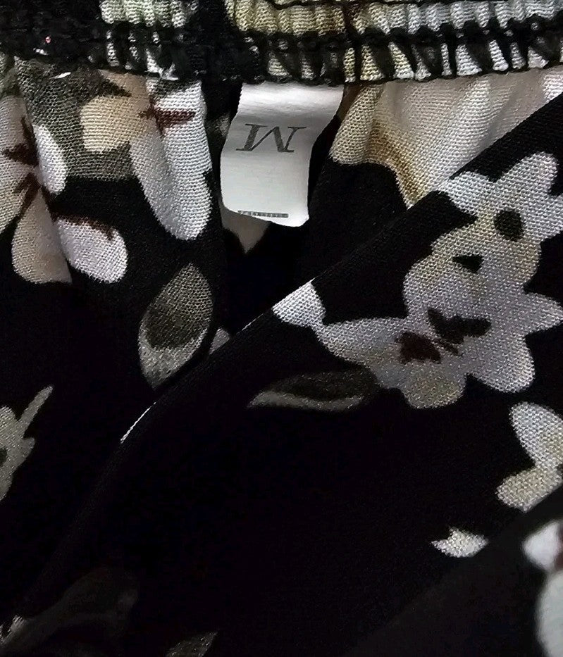 EK9646 Damen Kleid, schwarz mit Blumenmuster, Gr.M1