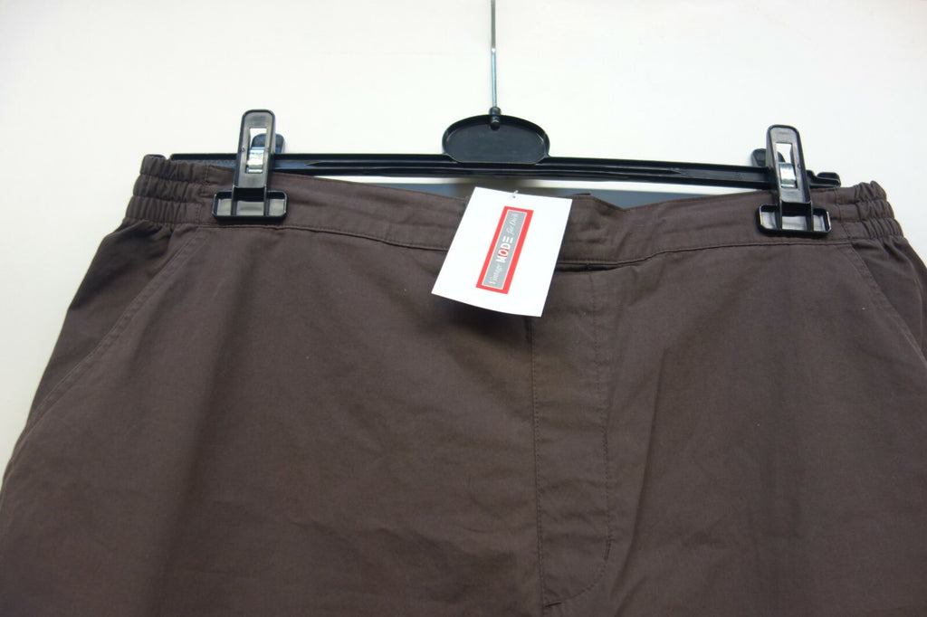 EK1101 Herren Hose von adidas, braun, Gr. M3