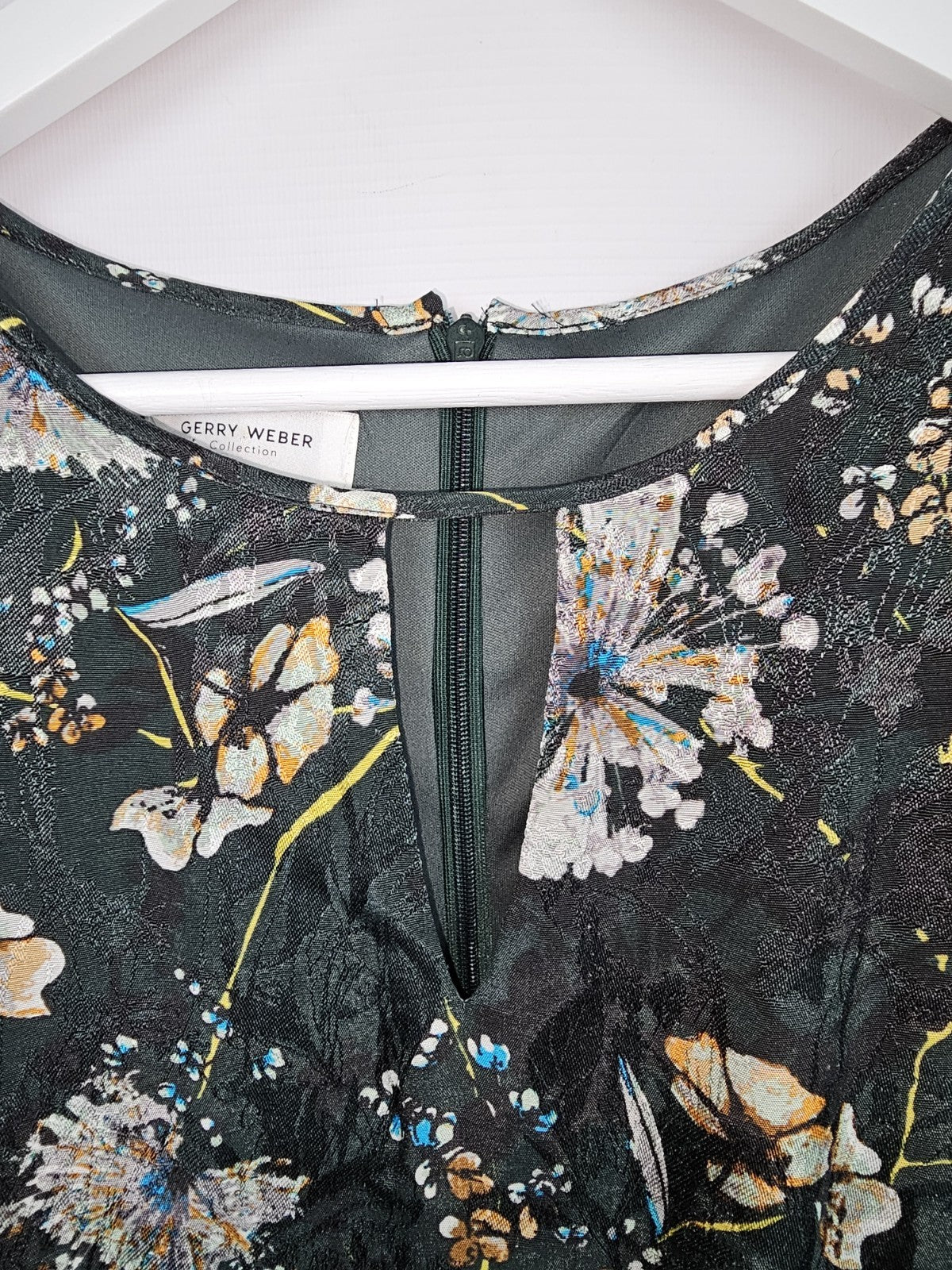 EK3720 Damen Kleid von Gerry Weber, Schwarz, Gr. 382