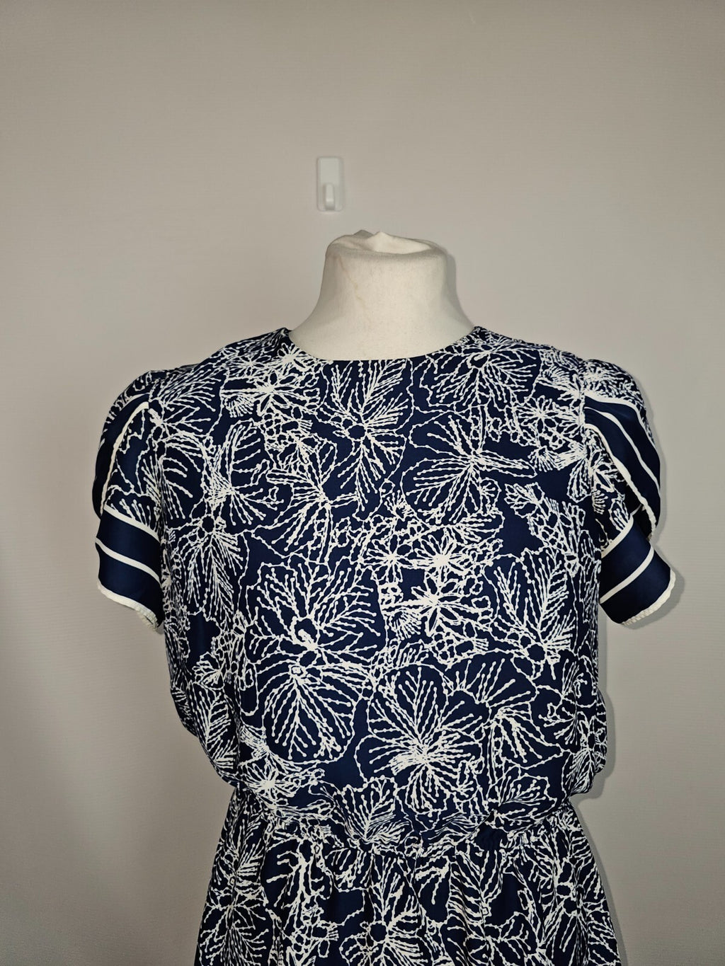 EK6456 Damen Kleid von H&M, blau, Gr.401
