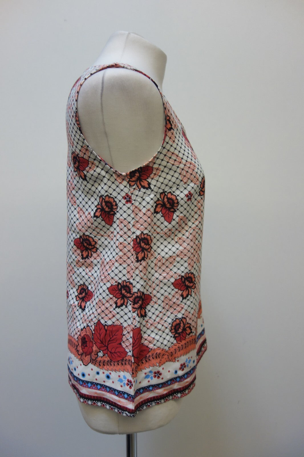 EK2092 Damen Top von Hailys, Gr. S2